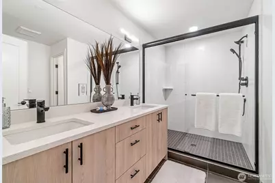 8711 15th Avenue NW #A, Seattle, WA 98117 - Photo 16