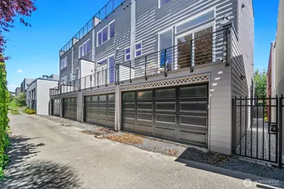 8711 15th Avenue NW #A, Seattle, WA 98117 - Photo 2