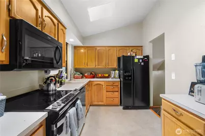 1910 173rd Street SE, Bothell, WA 98012 - Photo 10
