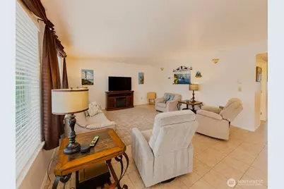 214 Canal Drive NE, Ocean Shores, WA 98569 - Photo 4