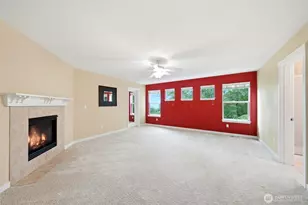24750 NE 3rd Pl, Sammamish, WA 98074 - Photo 22