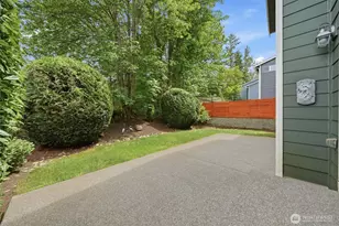 24750 NE 3rd Pl, Sammamish, WA 98074 - Photo 34