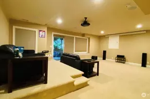 13953 NE 31st Pl, Bellevue, WA 98005 - Photo 18