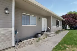 298 Rd 19 NW, Soap Lake, WA 98851 - Photo 6