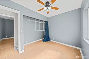 1421 N 32nd St, Renton, WA 98056 - Photo 32