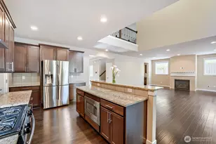 944 SW 108th Street SW, Seattle, WA 98146 - Photo 8