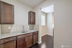 944 SW 108th Street SW, Seattle, WA 98146 - Photo 24