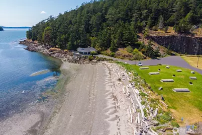 2207 Skyline Way, Anacortes, WA 98221 - Photo 24