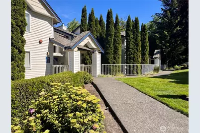 5000 Lake Washington Boulevard NE #D103, Renton, WA 98056 - Photo 2