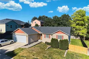 390 Austin St, Walla Walla, WA 99362 - Photo 2
