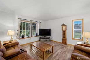 9117 336th St S, Roy, WA 98580 - Photo 4