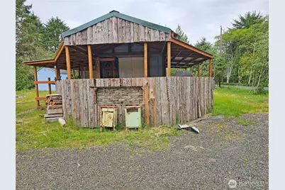 1022 Juniper Street, Grayland, WA 98547 - Photo 2