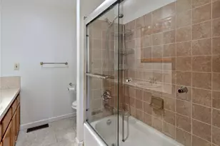 6811 27th Ave S, Seattle, WA 98108 - Photo 10