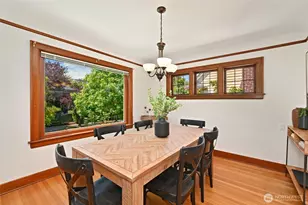 2562 6th Ave W, Seattle, WA 98119 - Photo 8