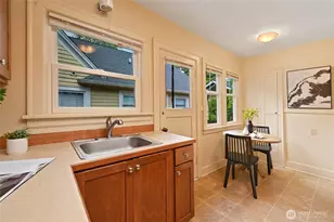 2562 6th Ave W, Seattle, WA 98119 - Photo 12