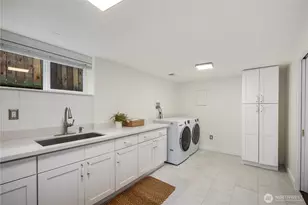 4003 E Newton St, Seattle, WA 98112 - Photo 30