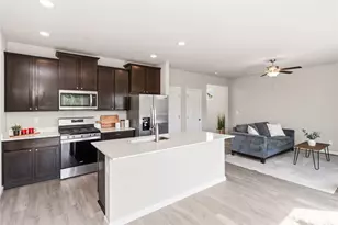 4753 Driftwood St, Bremerton, WA 98312 - Photo 10
