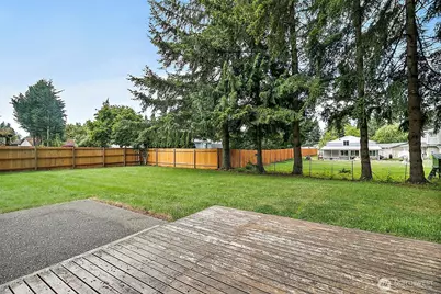 21215 122nd Street Ct E, Bonney Lake, WA 98391 - Photo 30