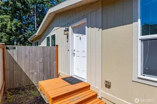 4355 Northgate Dr, Oak Harbor, WA 98277 - Photo 1