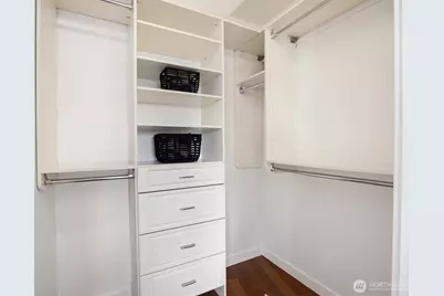 2960 Eastlake Avenue E #213, Seattle, WA 98102 - Photo 16