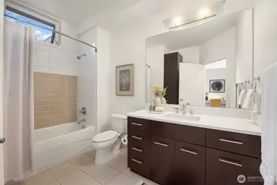 2960 Eastlake Avenue E #213, Seattle, WA 98102 - Photo 18
