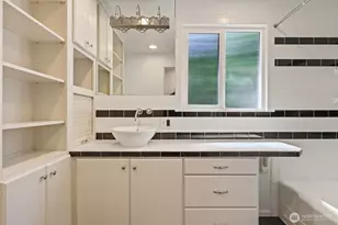 10004 Lake Steilacoom Dr SW, Lakewood, WA 98498 - Photo 10