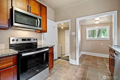 1208 S 14th Street, Tacoma, WA 98405 - Photo 12
