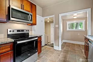1208 S 14th St, Tacoma, WA 98405 - Photo 12