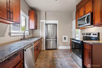 1208 S 14th Street, Tacoma, WA 98405 - Photo 10