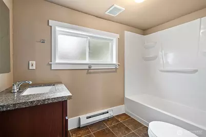 1208 S 14th Street, Tacoma, WA 98405 - Photo 14