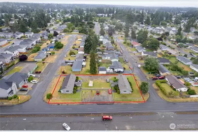 922 134th Street Ct S, Tacoma, WA 98444 - Photo 2