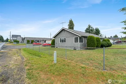 922 134th Street Ct S, Tacoma, WA 98444 - Photo 10