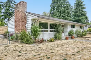 7525 200th St SW, Lynnwood, WA 98036 - Photo 1