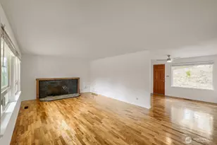 7525 200th St SW, Lynnwood, WA 98036 - Photo 6