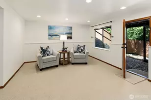 1108 NE 106th St, Seattle, WA 98125 - Photo 30