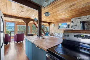 28243 Manzanita Beach Rd SW, Vashon, WA 98070 - Photo 14