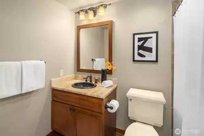 1301 Spring Street #8F, Seattle, WA 98104 - Photo 18