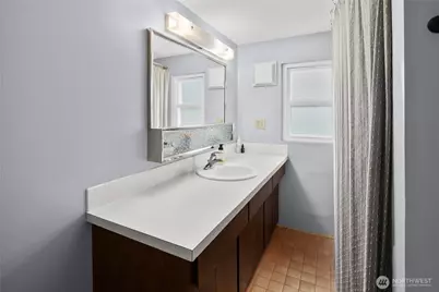 12419 16th Avenue S, Seattle, WA 98168 - Photo 16