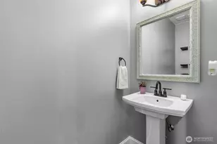 17718 Mulqueen Rd SE, Rainier, WA 98576 - Photo 14