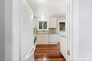 6435 NE 198th St, Kenmore, WA 98028 - Photo 12