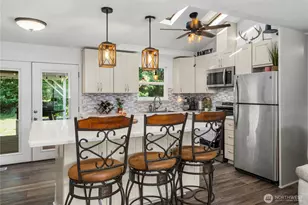 21709 121st St Ct E, Bonney Lake, WA 98391 - Photo 10