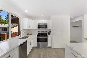 13712 SE 233rd St, Kent, WA 98042 - Photo 10