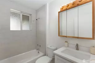 13712 SE 233rd St, Kent, WA 98042 - Photo 24