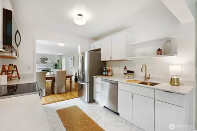 6203 39th Avenue NE, Seattle, WA 98115 - Photo 12
