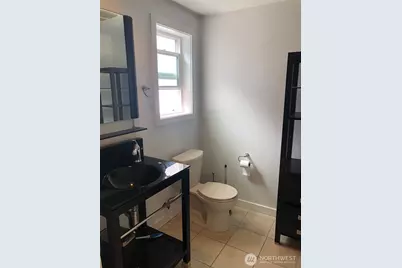 2315 43rd Avenue E #103, Seattle, WA 98112 - Photo 6