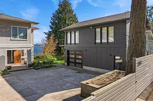 12168 Sunrise Drive NE, Bainbridge Island, WA 98110 - Photo 32