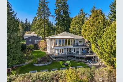 12168 Sunrise Drive NE, Bainbridge Island, WA 98110 - Photo 36