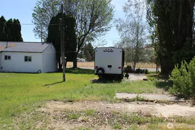 250 W May Avenue, Washtucna, WA 99371 - Photo 12