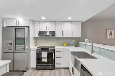4117 159th Avenue NE #21D, Redmond, WA 98052 - Photo 10