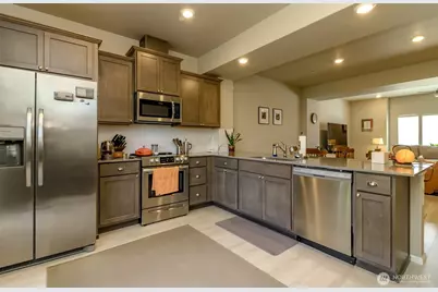 17531 110th Avenue E #D, Puyallup, WA 98374 - Photo 14